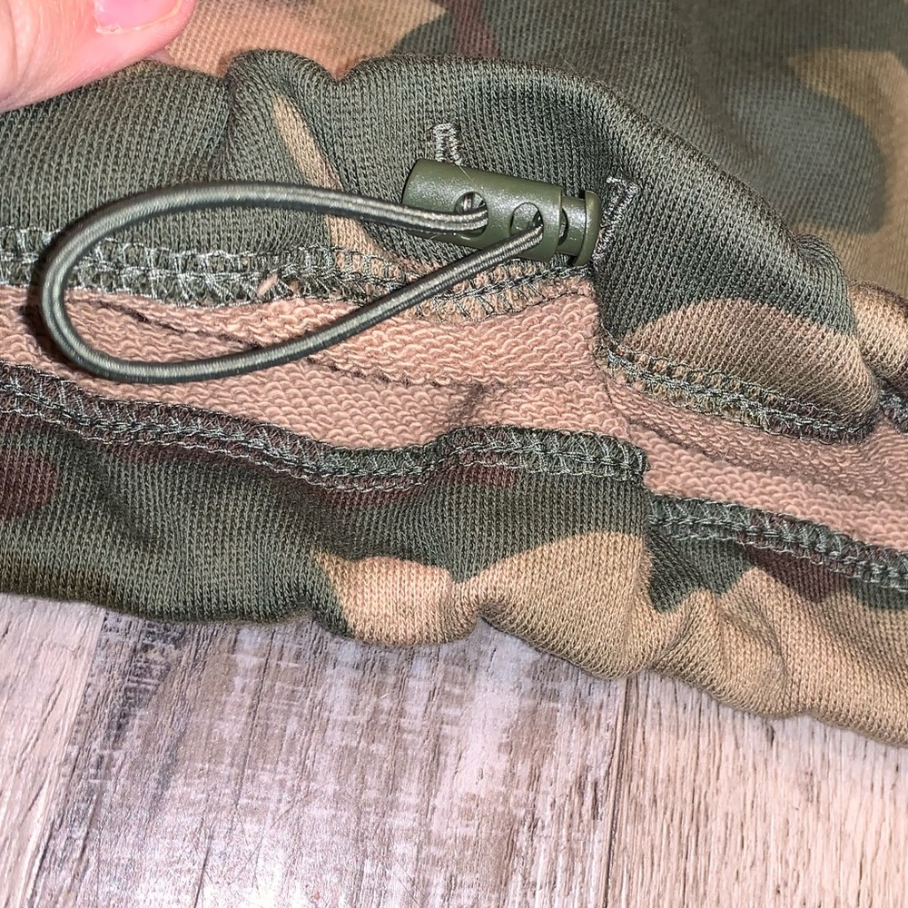 Adidas half zip aop green Camo sweatshirt - Picture 2 of 5